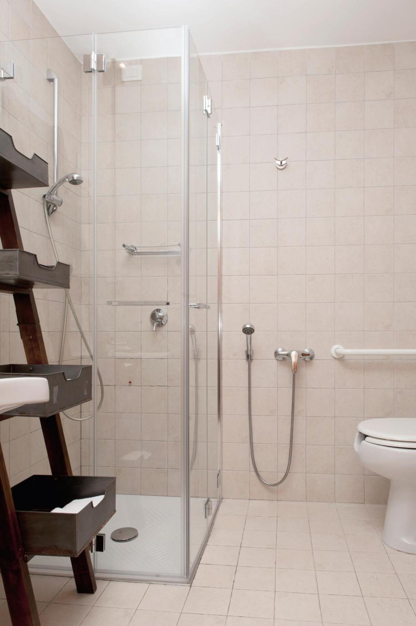 Chambre Double - Accessible aux Personnes à Mobilité Réduite