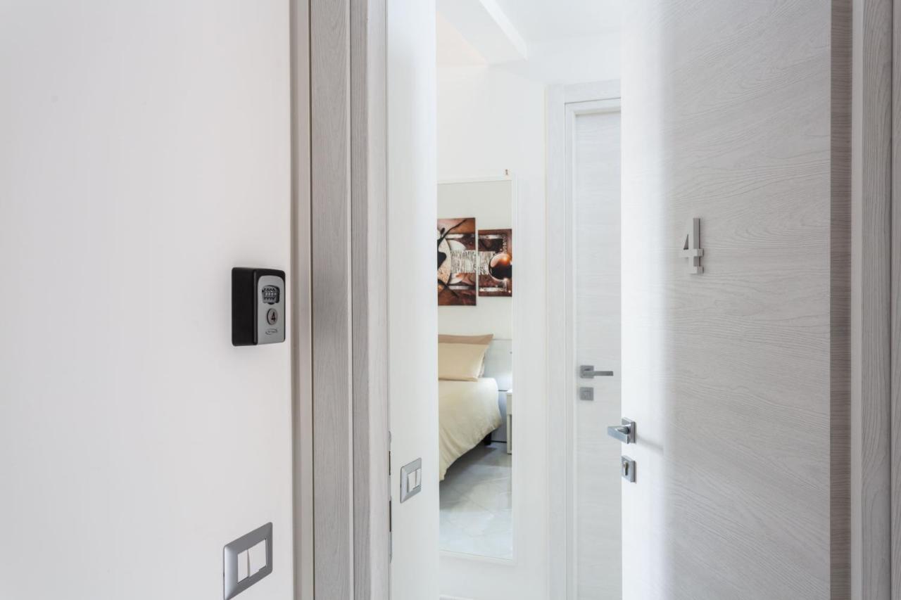 Double or Twin Room Private Bathroom