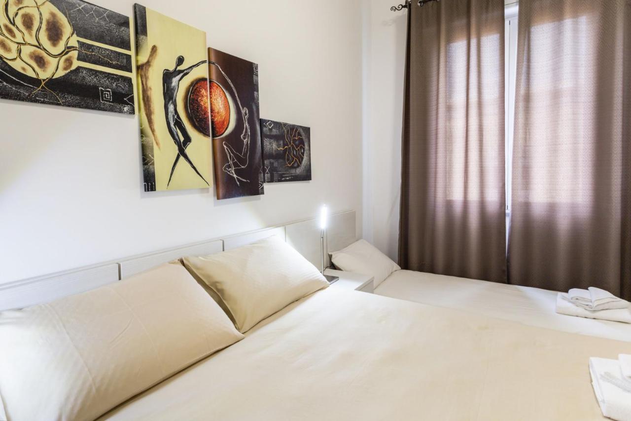 Double or Twin Room Private Bathroom