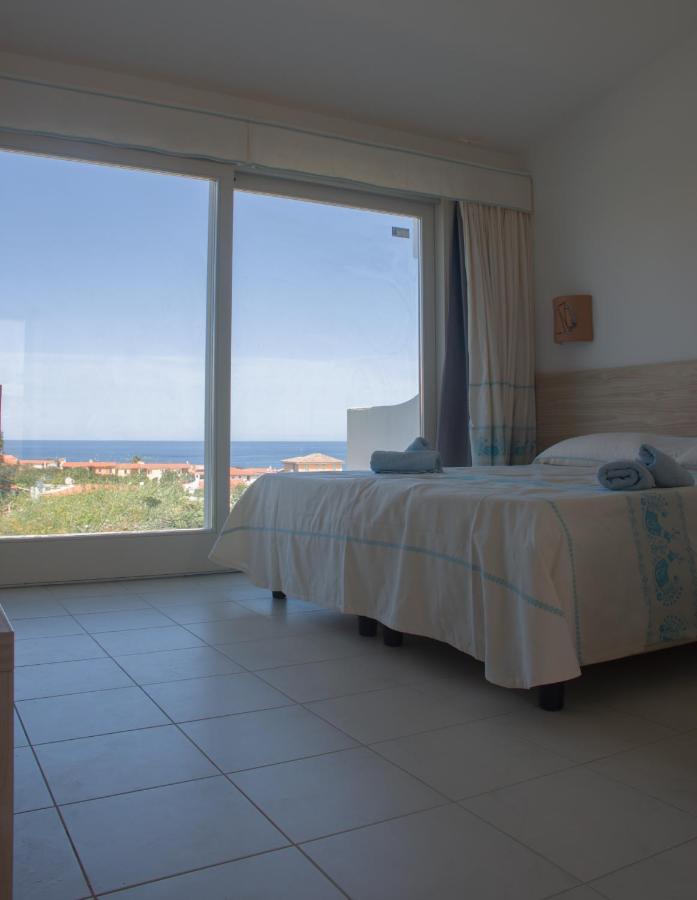 Double or Twin Room Sea View
