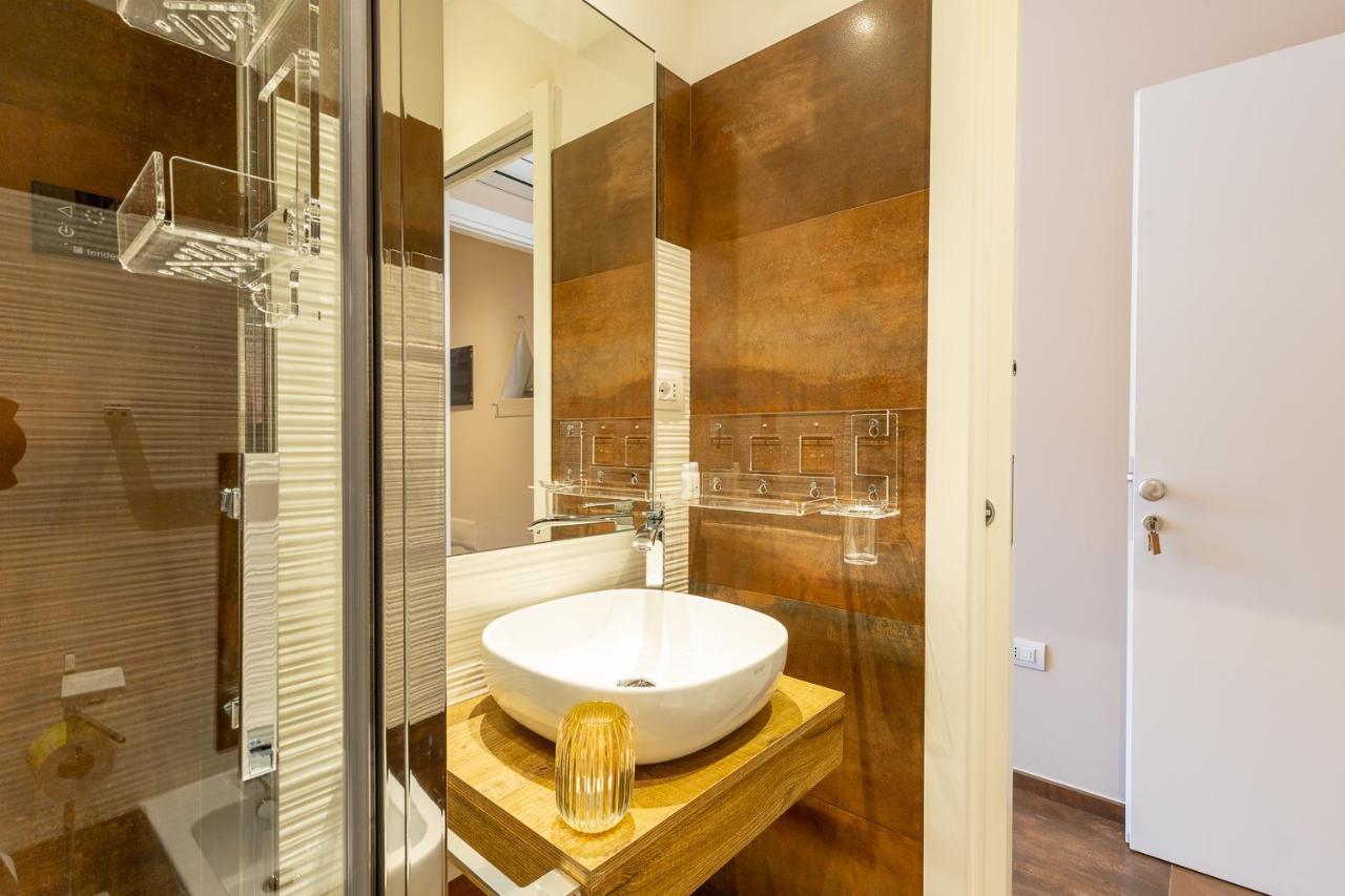 Double Room Private Bathroom Sea View