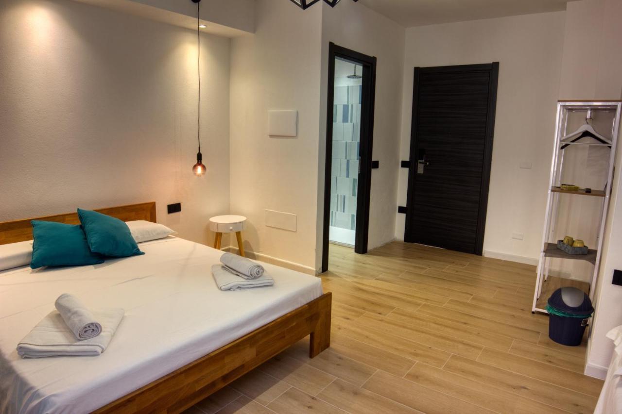 Triple Room Terrace