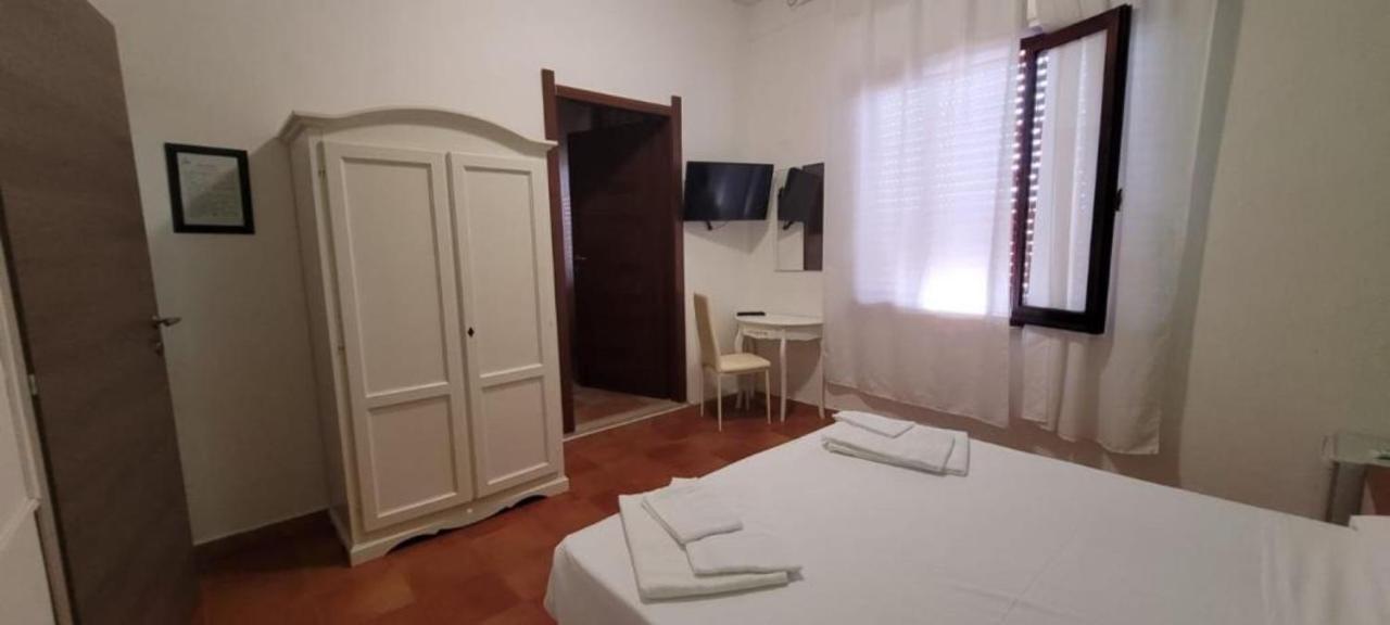 Double Room,1231658048:JPEG