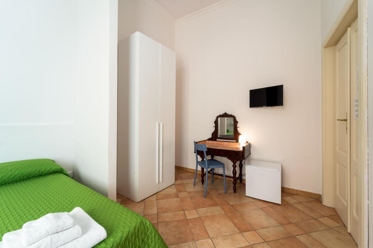 Double Room with Private Bathroom,1229570813:JPEG