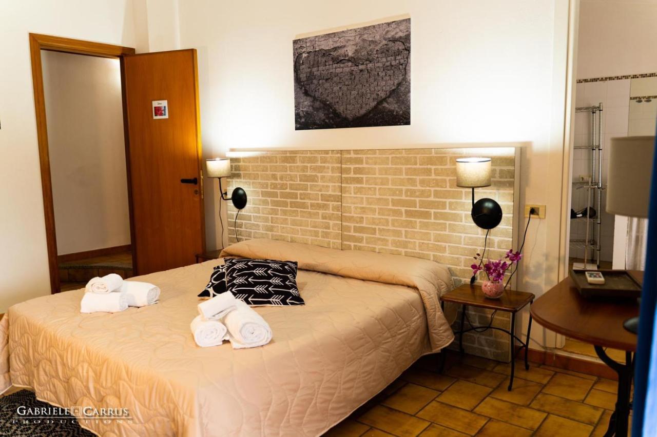 Double Room with Terrace,1237226602:JPEG