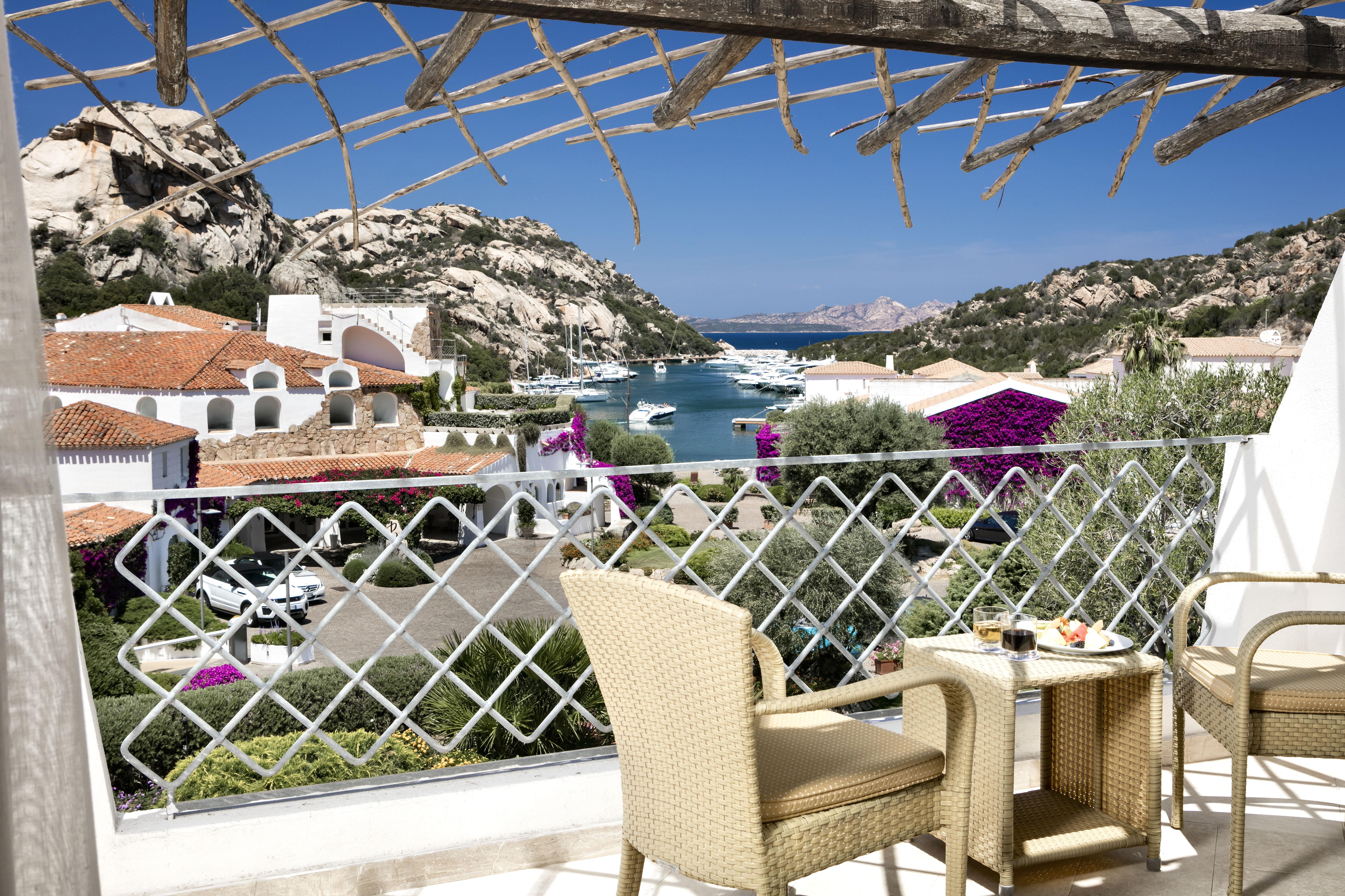 Two-Bedroom Apartment with Sea View