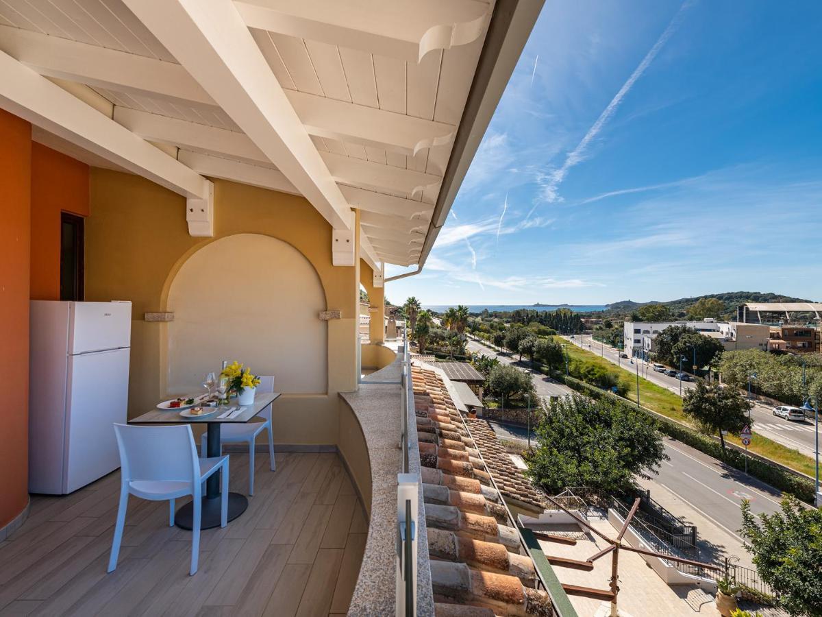 Deluxe Double Room with Balcony and Sea View