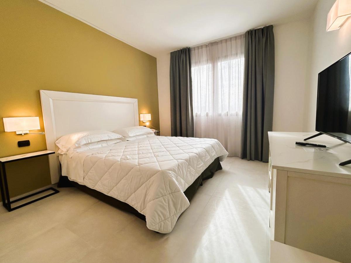 Deluxe Double or Twin Room,1498547857:JPEG