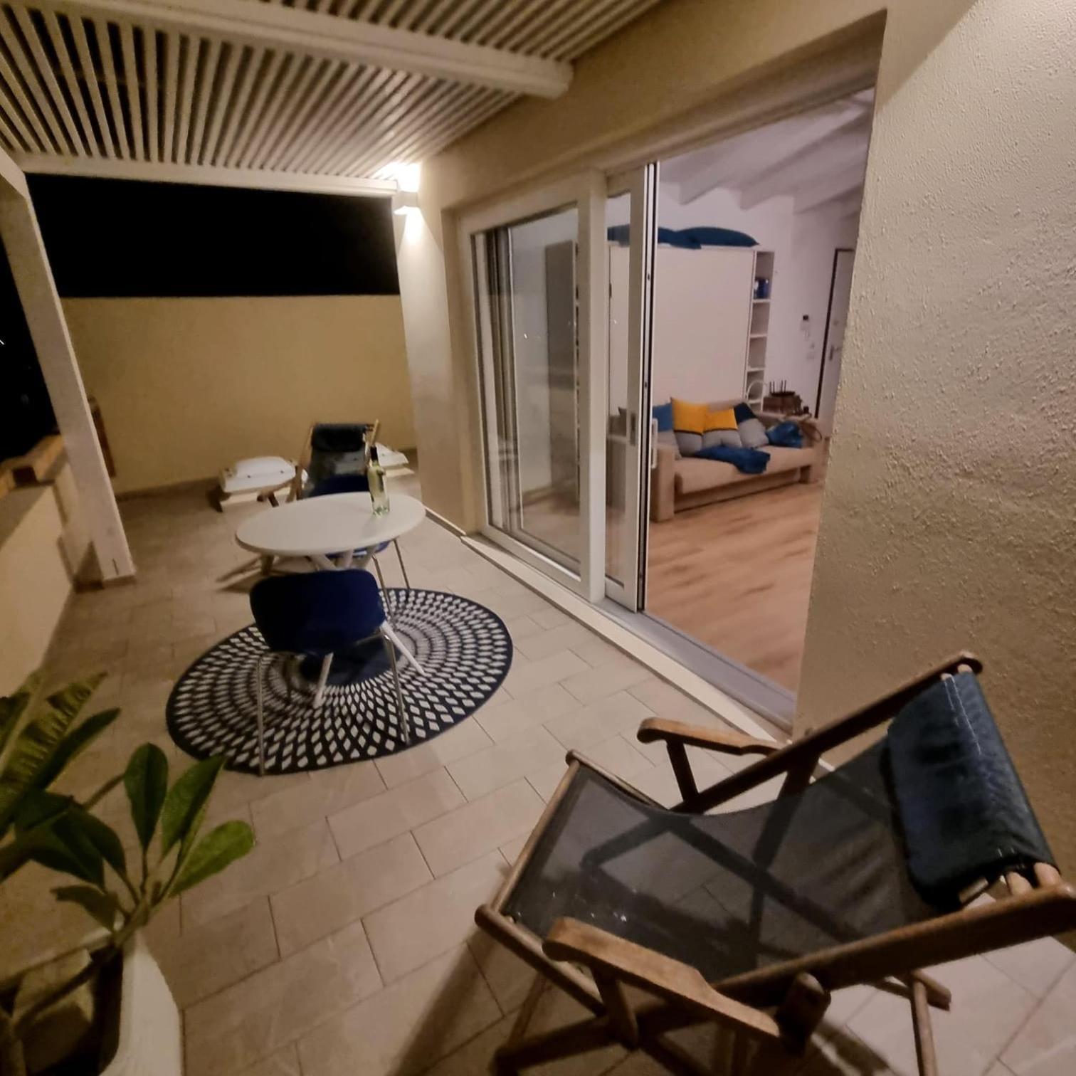 Studio with Terrace,1508108782:JPEG