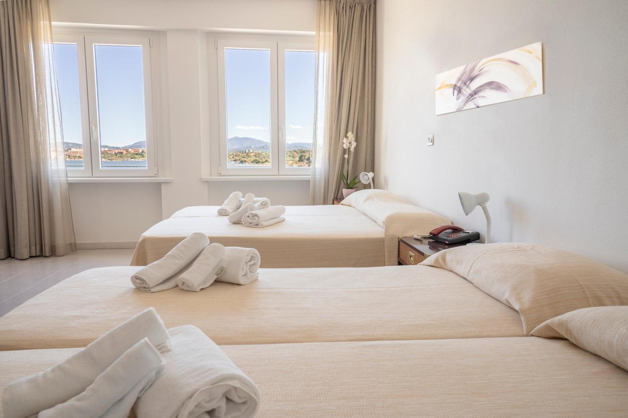 Quadruple Room Sea View