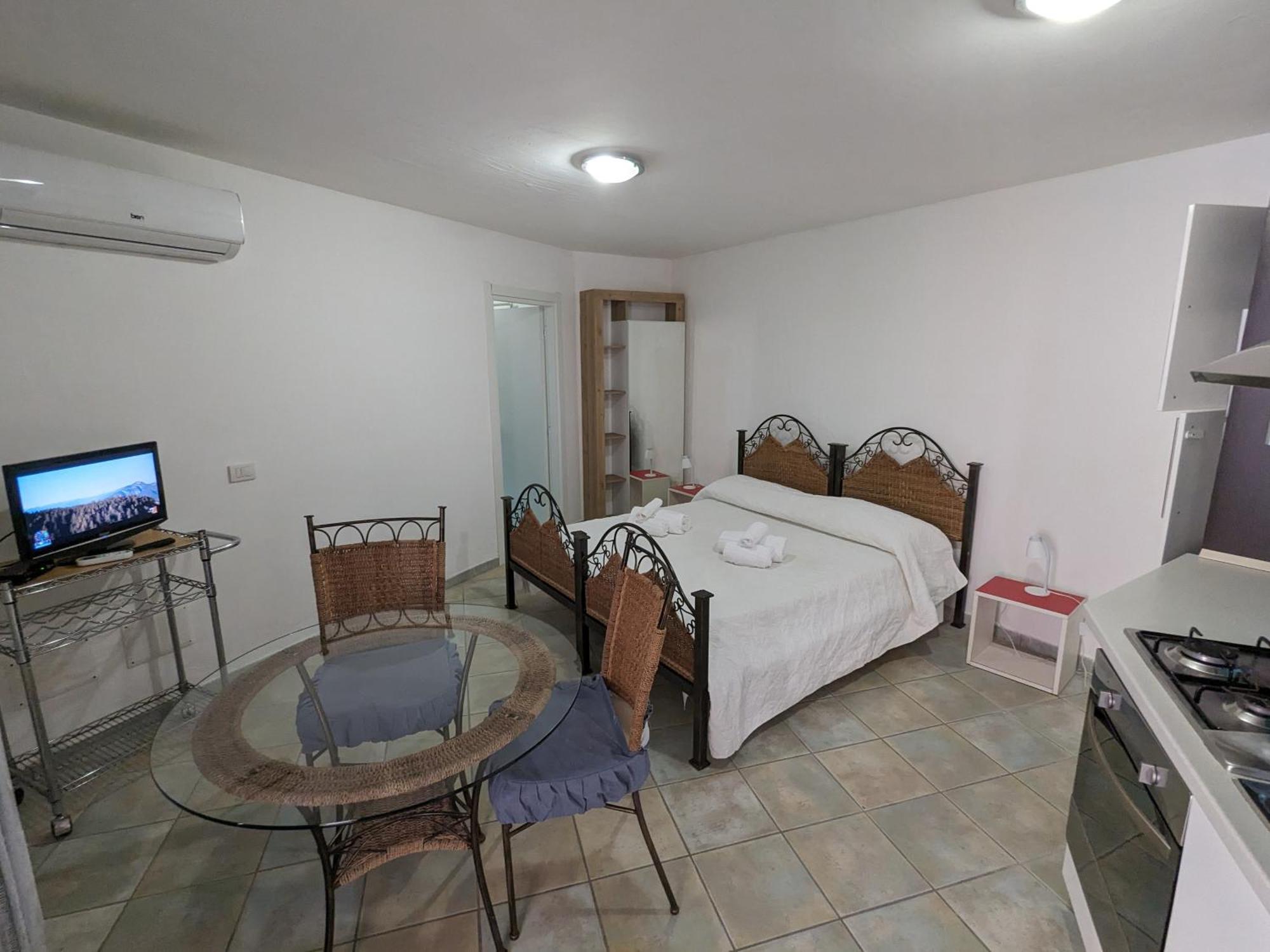 Studio Apartment