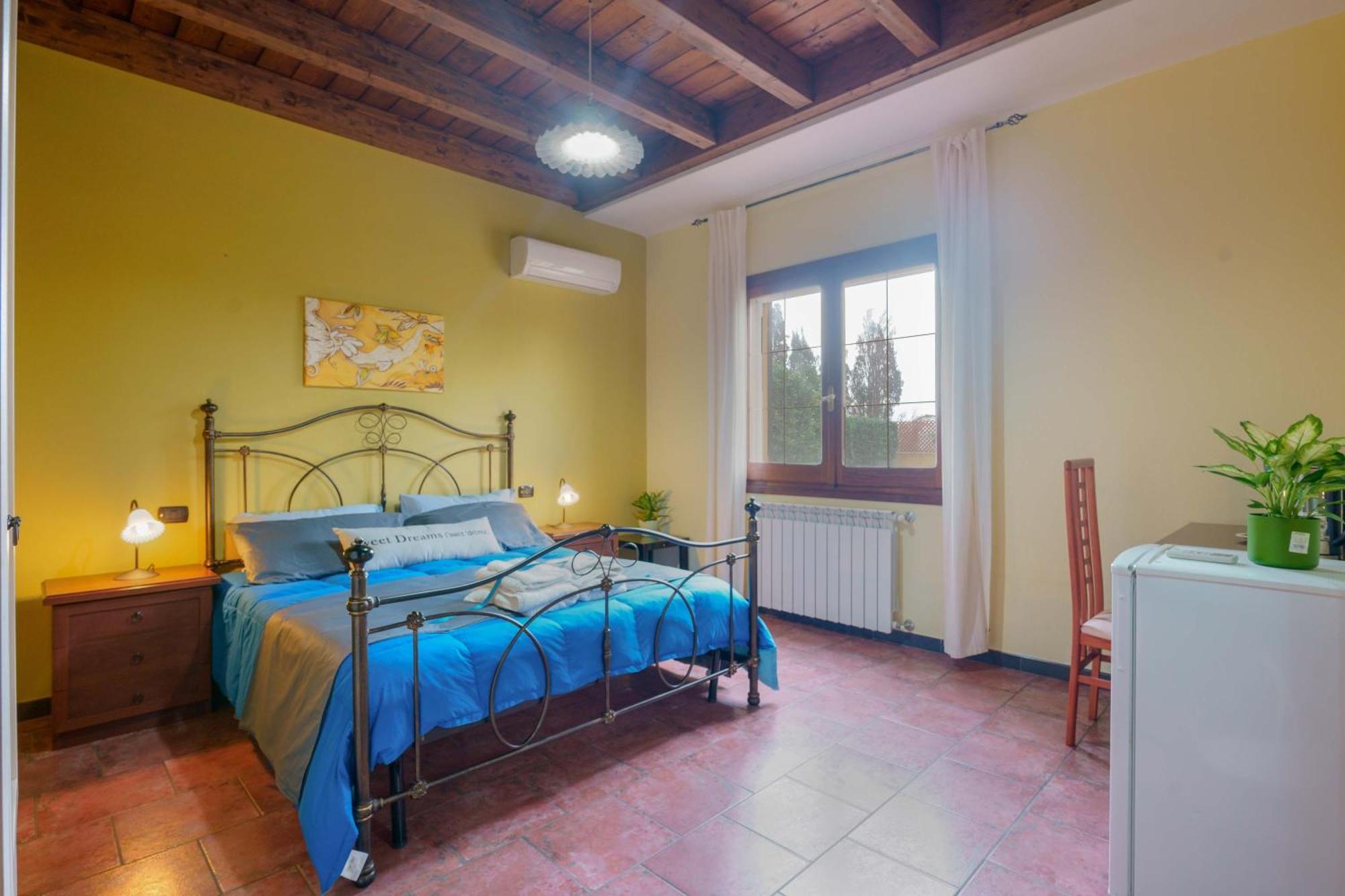 Double Room,1758368366:JPEG