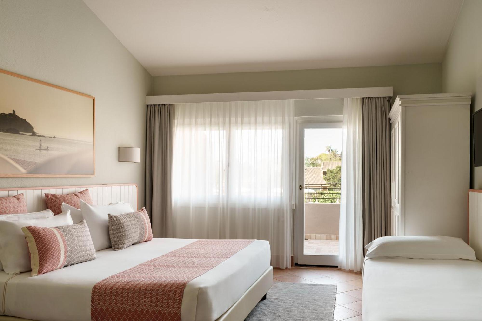 Triple Room Balcony