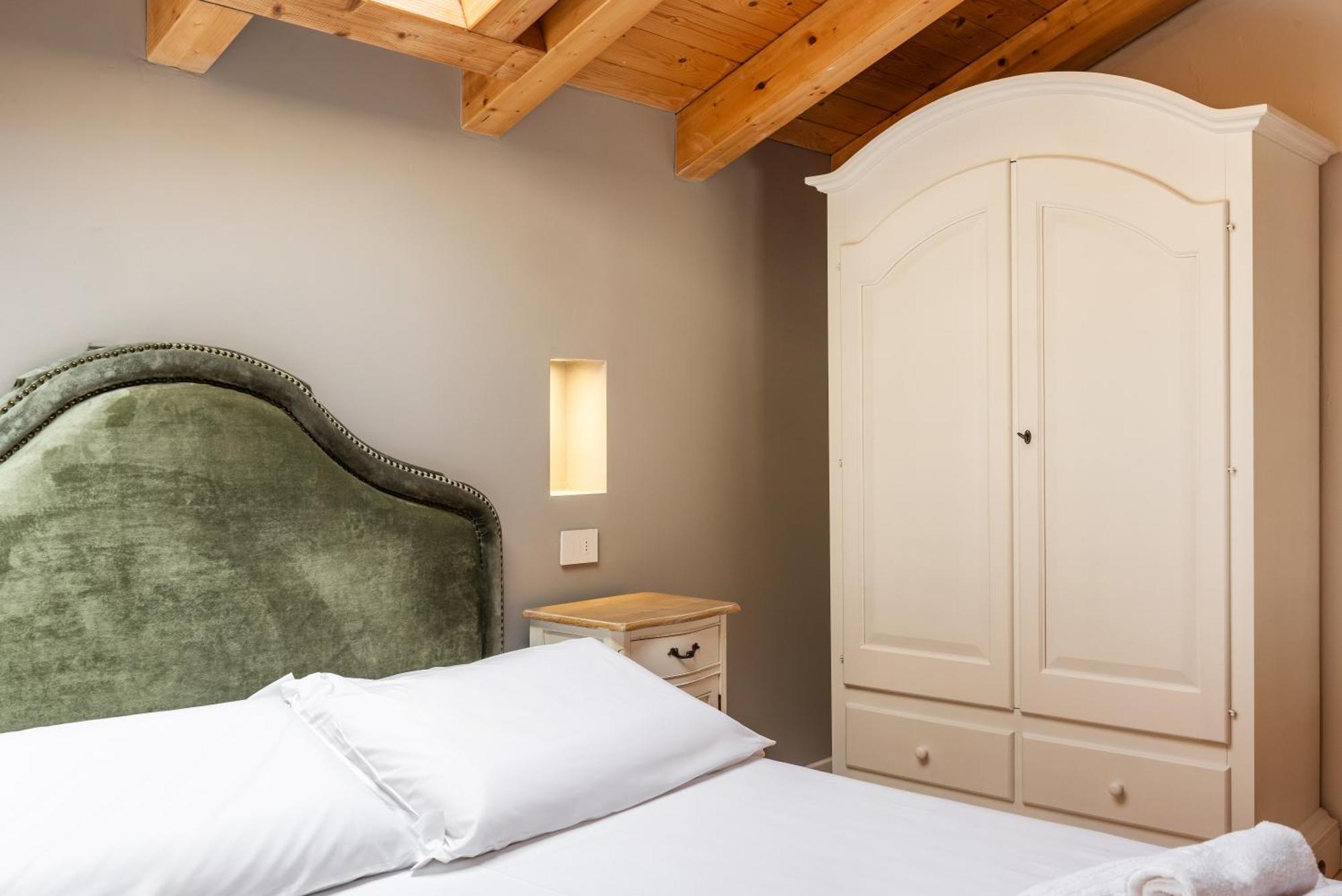 Suite on two levels