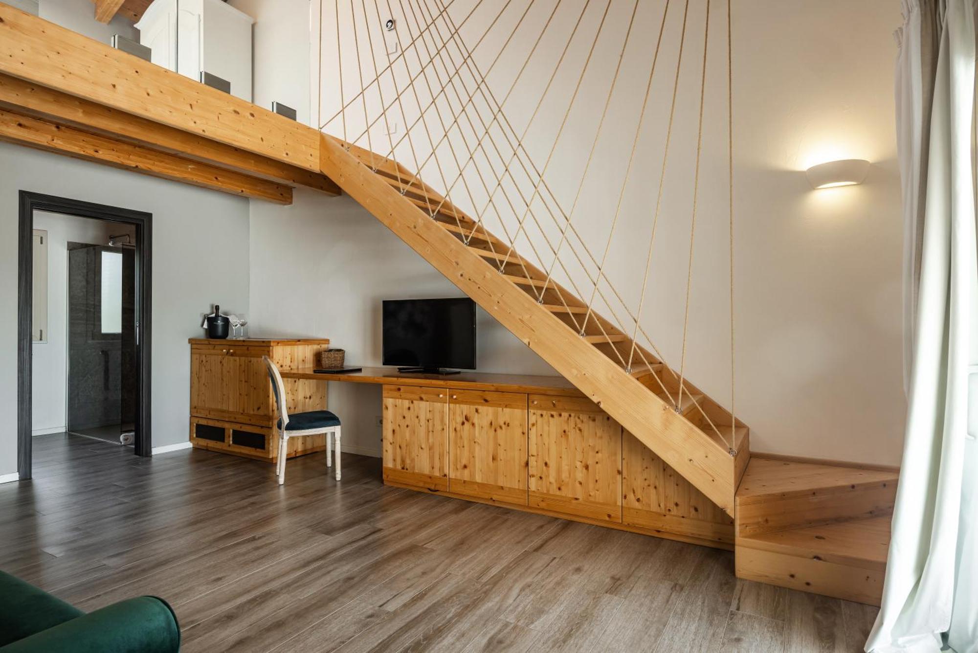Suite on two levels