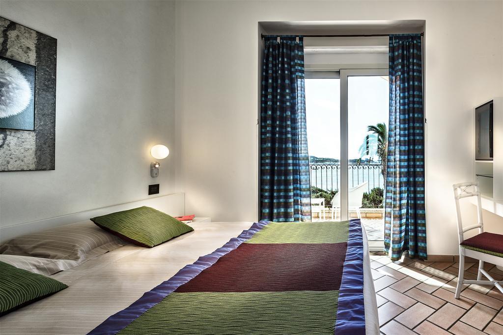 Chambre Double ou Lits Jumeaux Deluxe - Vue sur Mer