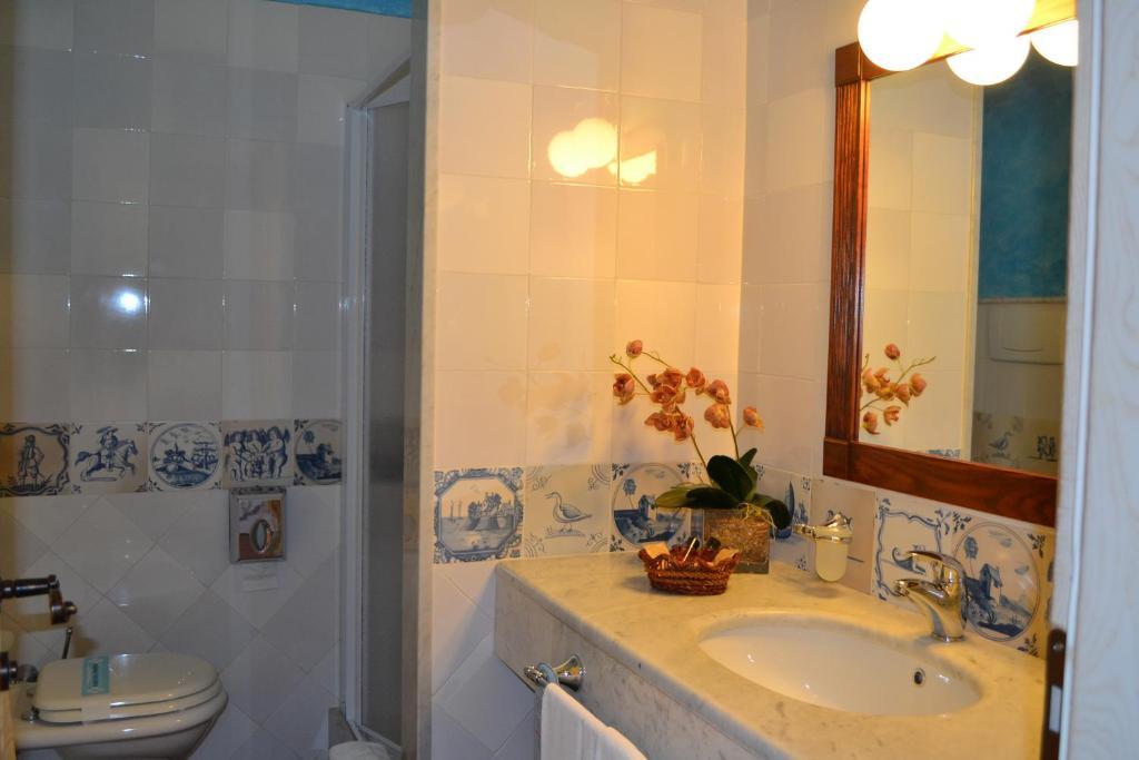Deluxe Double Room,665290554:JPEG
