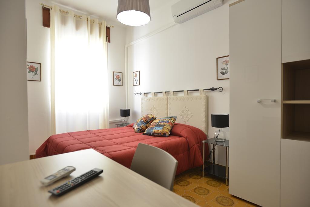 Single Room Private Bathroom