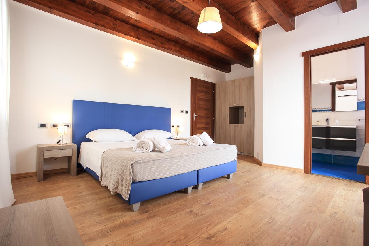 Deluxe Double or Twin Room Balcony