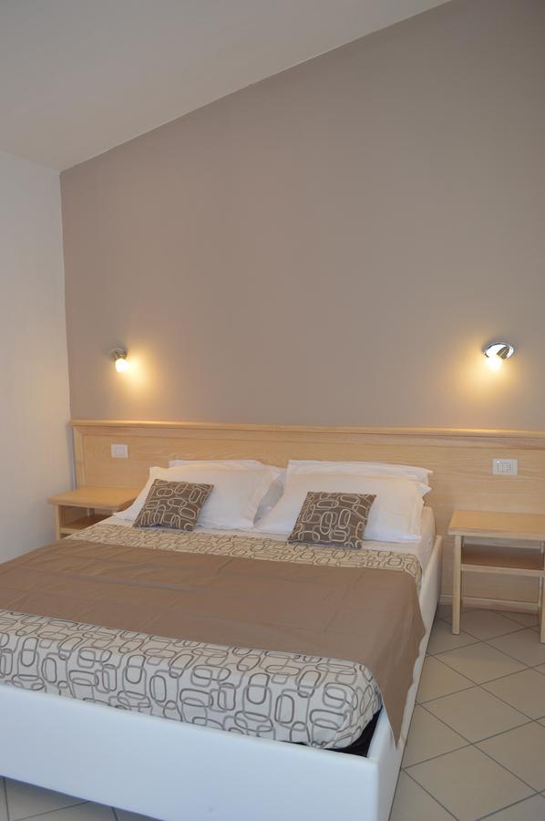 King Room with Balcony,628387548:JPEG