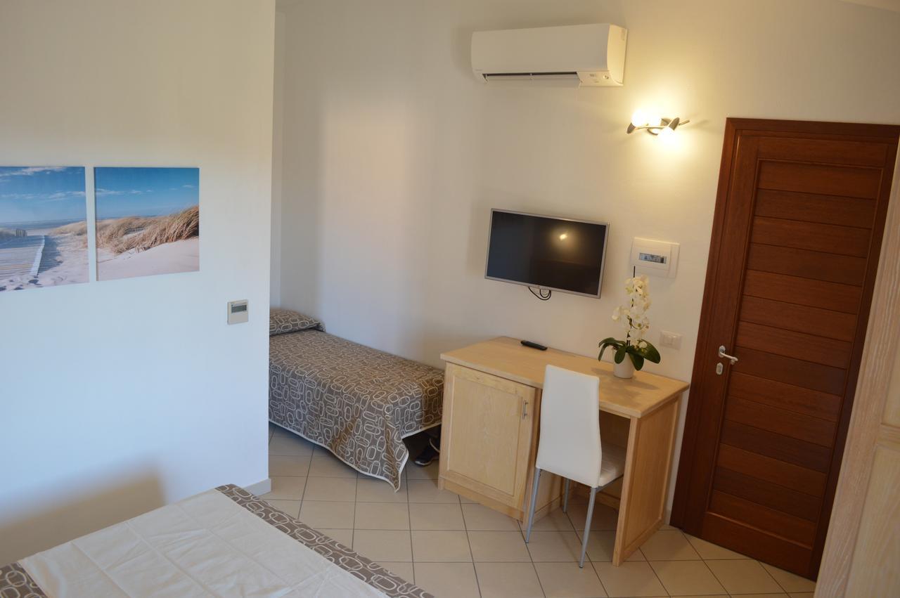 Triple Room with Private Bathroom,628387560:JPEG