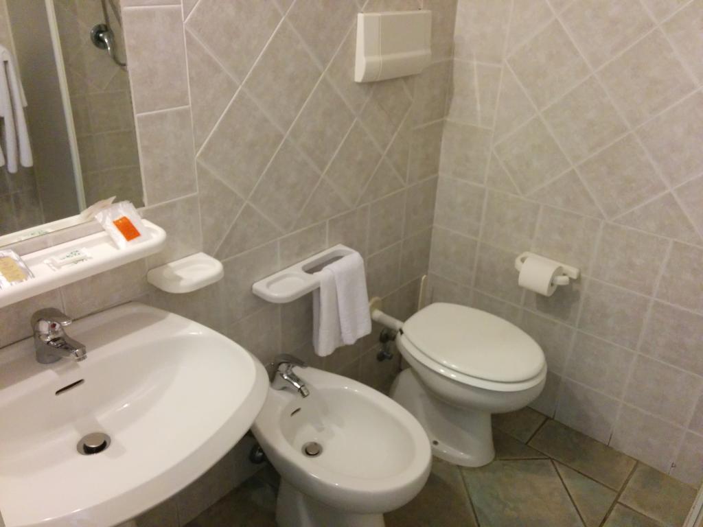 Single Room,1385772791:JPEG