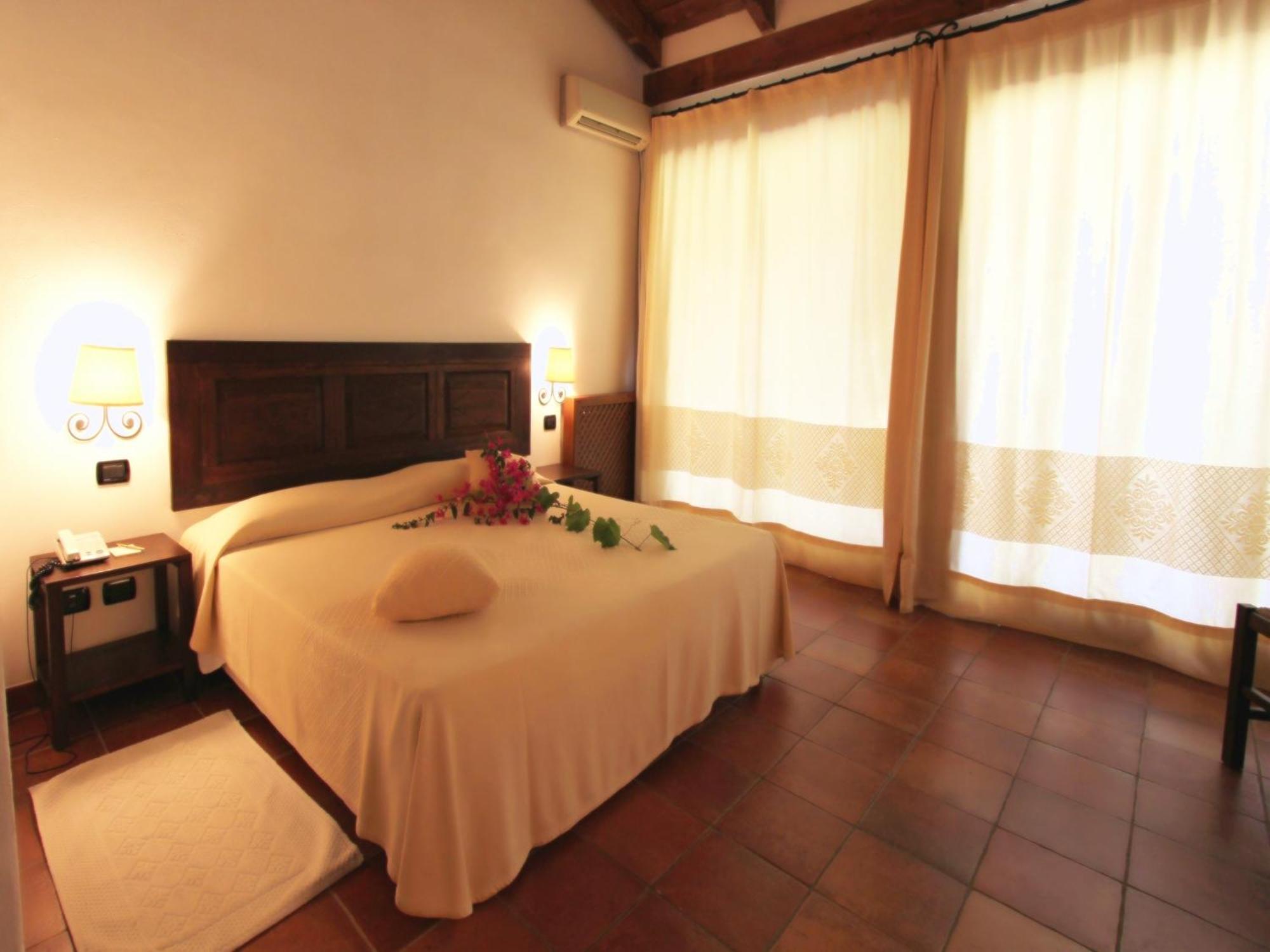 Classic Triple Room (2 Adults + 1 Child)