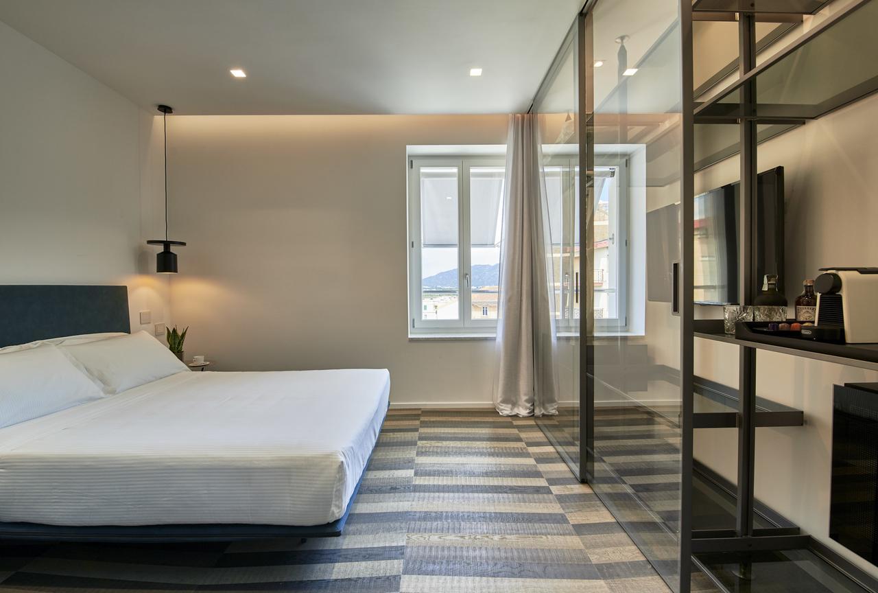 Deluxe Room,746415245:JPEG