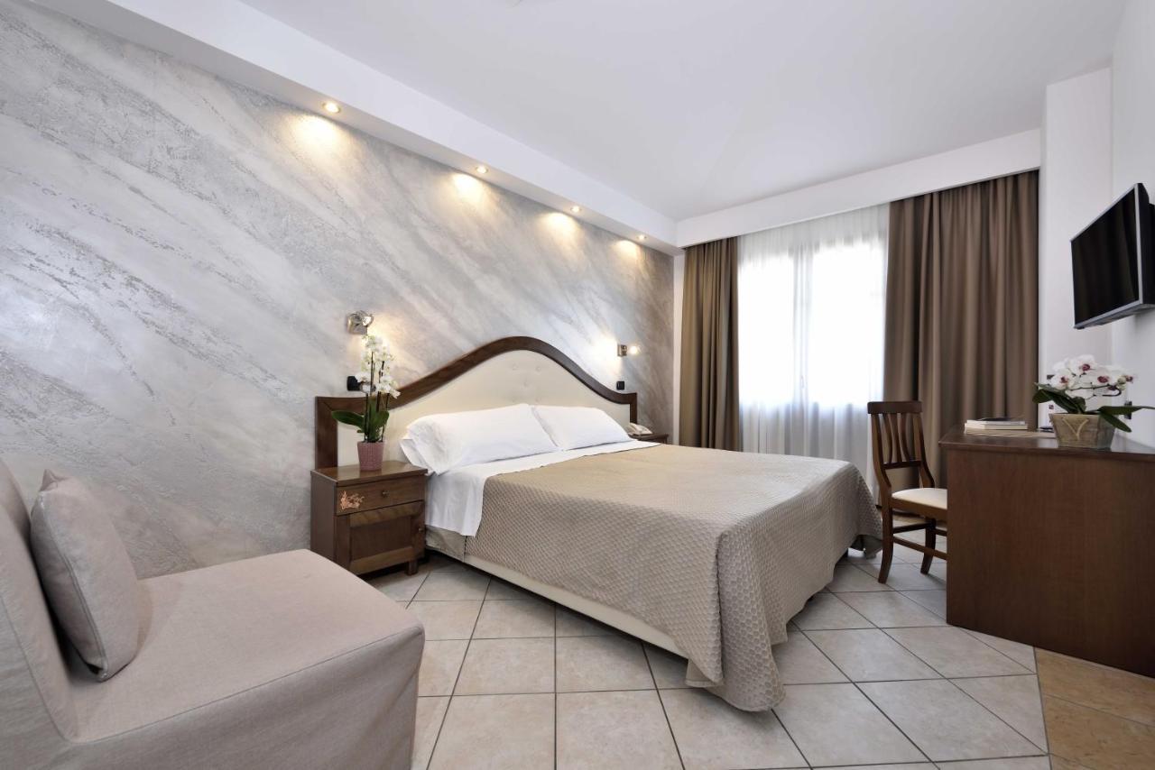 Doppelzimmer mit Zustellbett