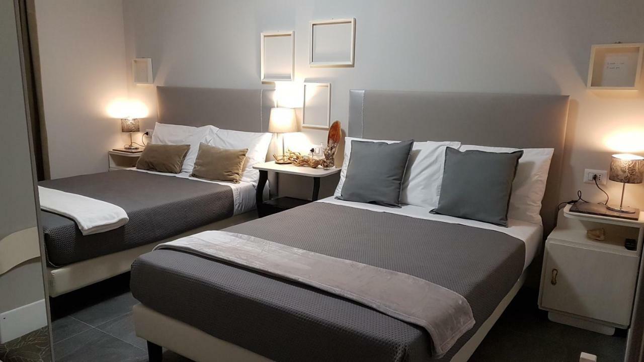 Standaard Kamer met 2 Queensize Bedden