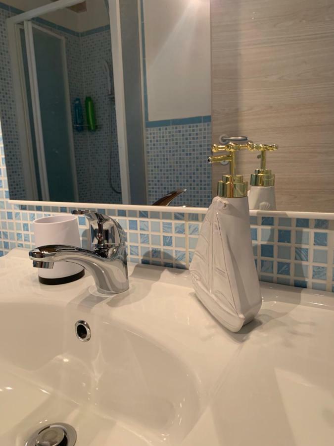 Large Double Room,887889238:JPEG