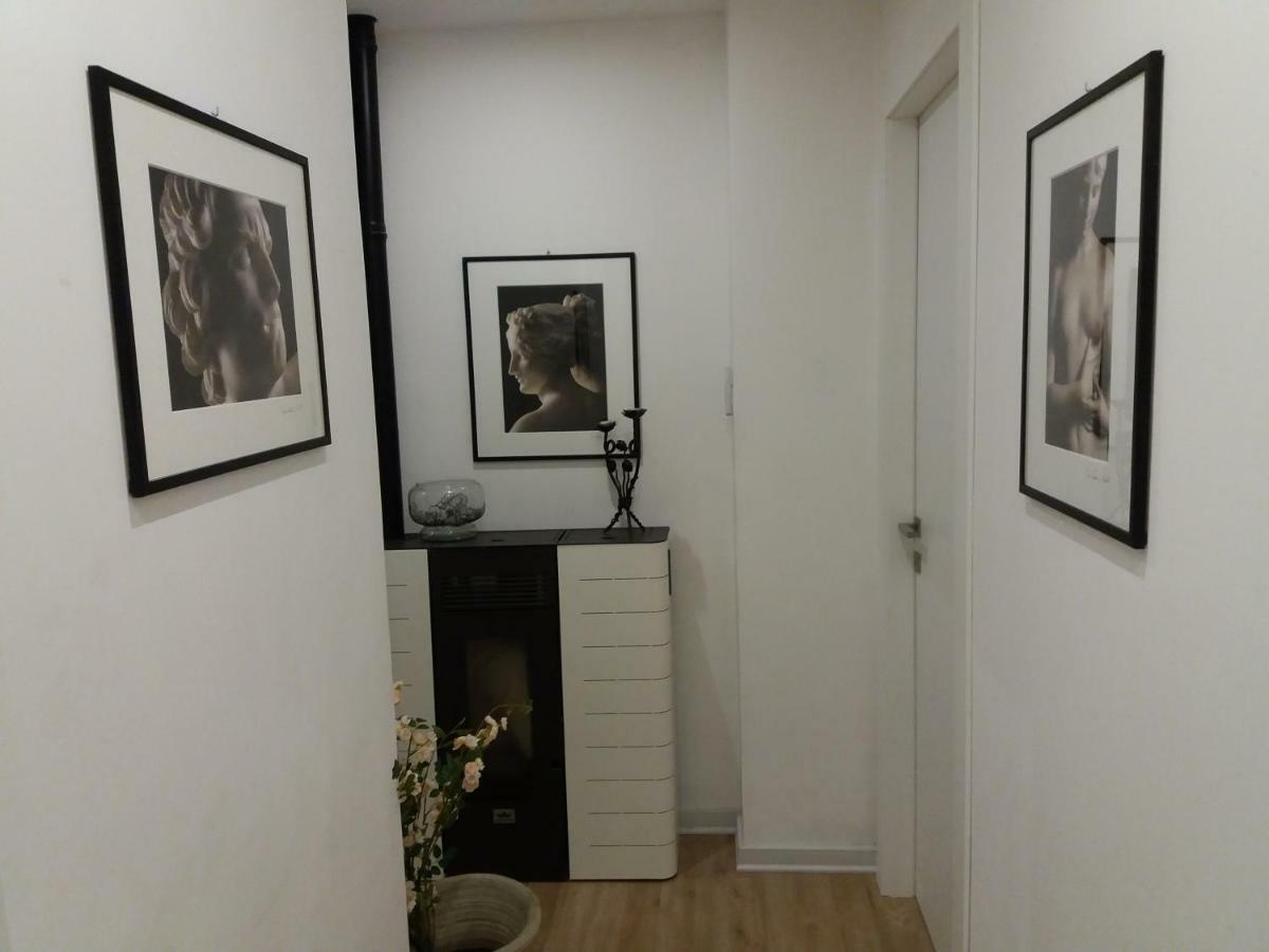 Tweepersoonskamer met een Eigen Externe Badkamer