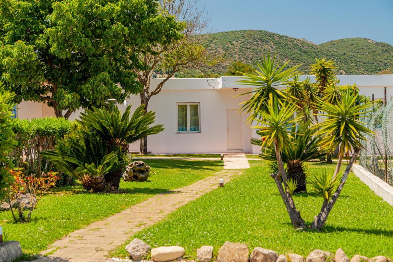 Double or Twin Room Garden View
