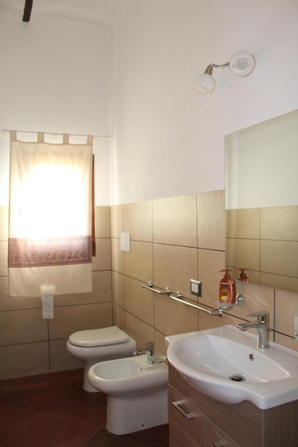 Twin Room Private Bathroom,937446946:JPEG