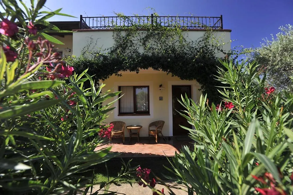 Country Hotel Vessus-1