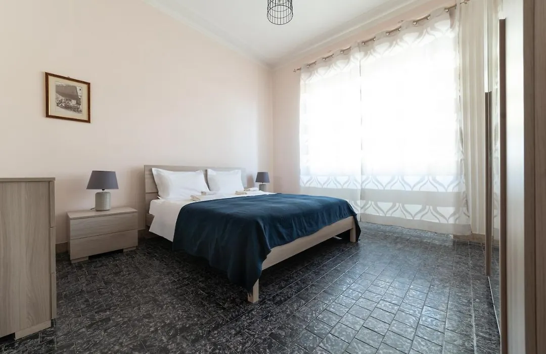 Budget Apartment Roma 70 Stazione Centrale-1