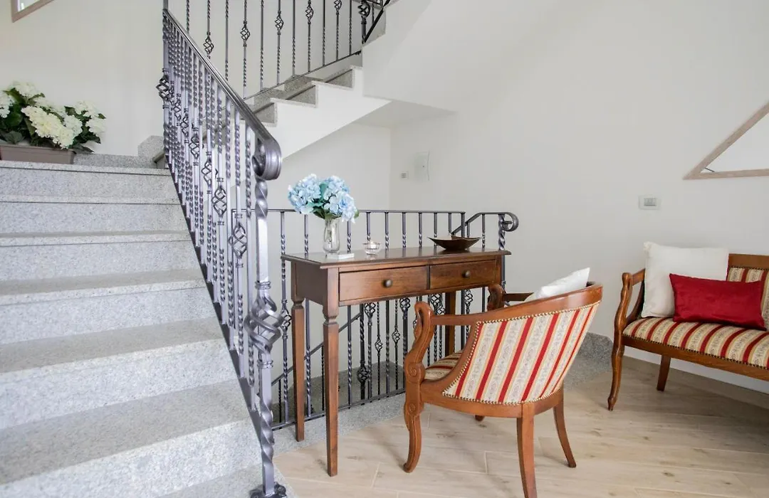 Irilor Luxury B&B-1