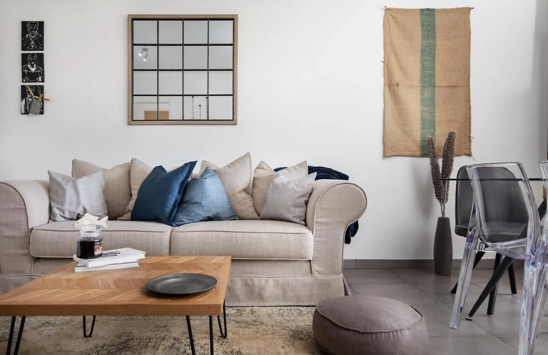 Homey Experience - Urban Luxury Apartment-1