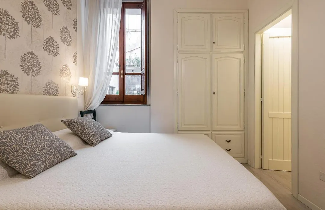 Marco'S Stylish Home In The Heart Of Cagliari-1