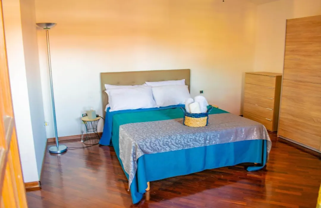 Asherat B&B-1