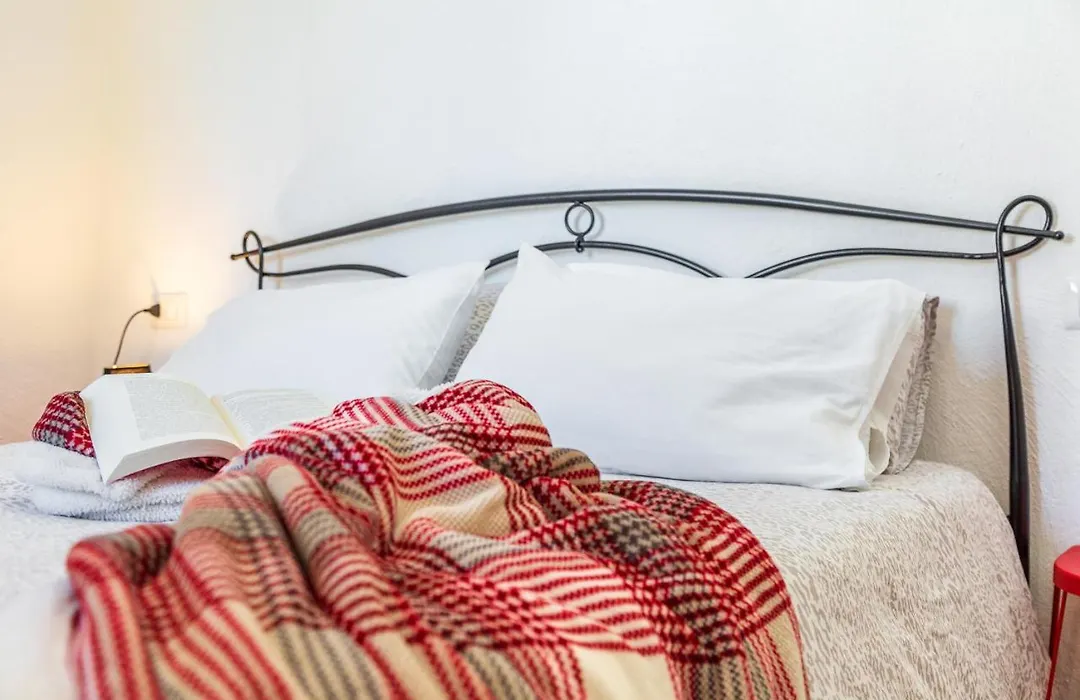 Acquazzurra Rooms-1