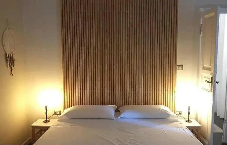 La Siesta-1
