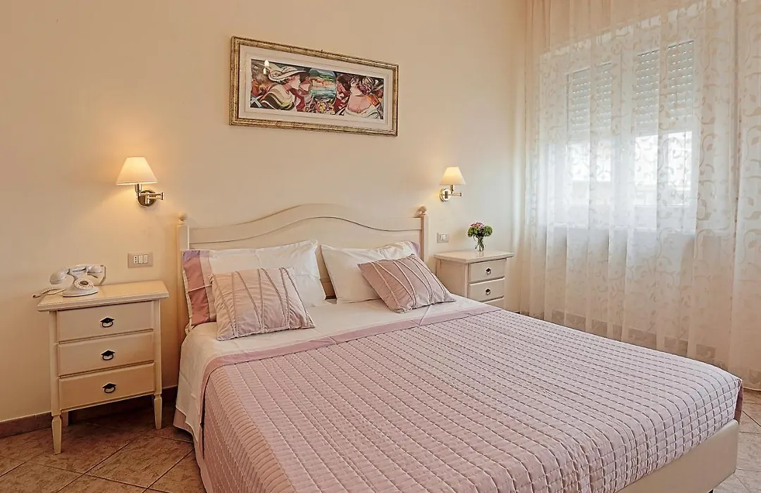 il Castello Guest House-1