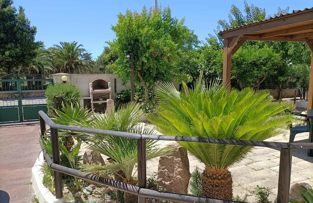 Mony'S Island B&B-1