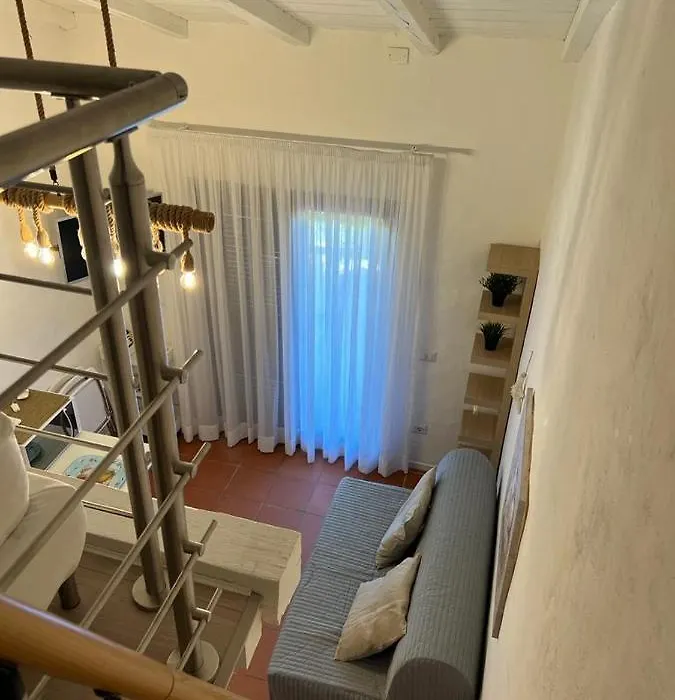 Residence Ginepro, Appartamento Baia Caddinas-1