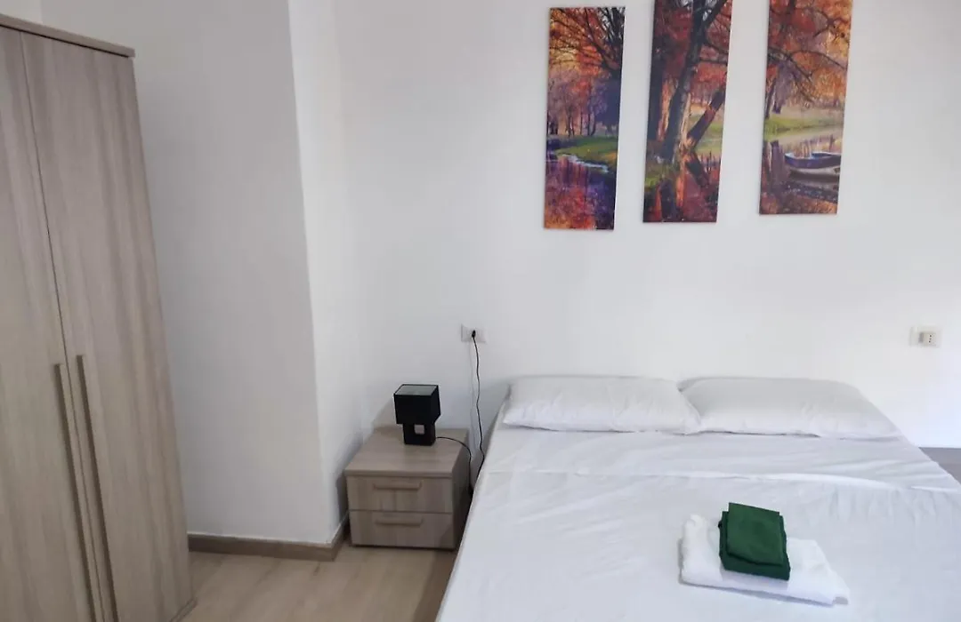 Rooms For Rent 67-1