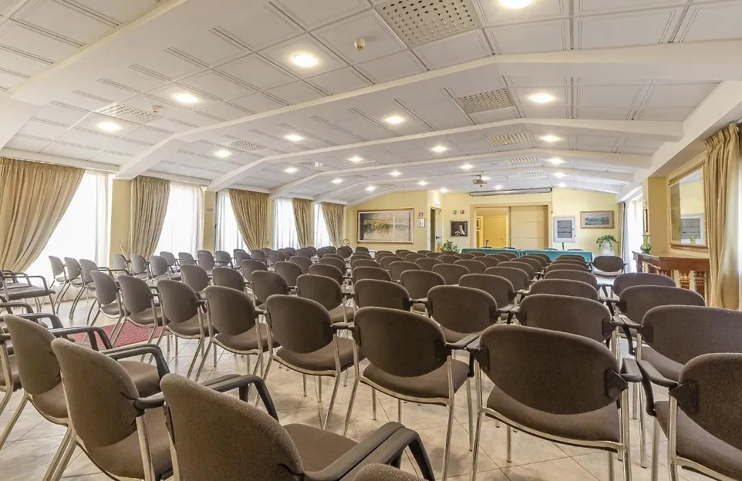 Hotel Vittorio Emanuele-1