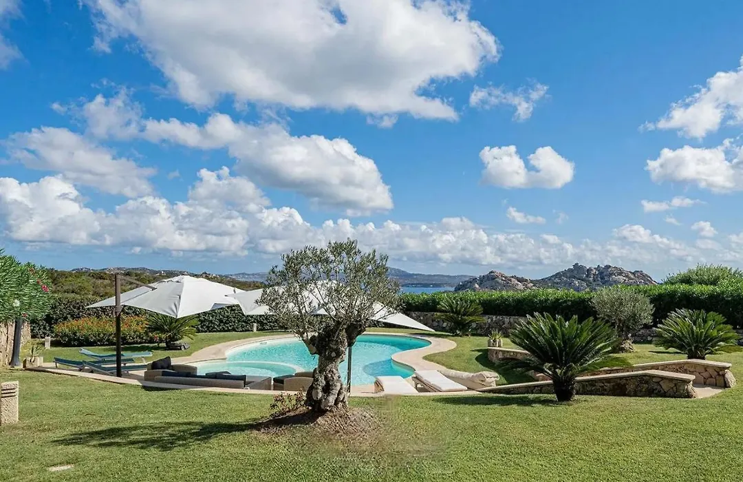 Villa Ivana Presso Il Residence Perle Dell'Arcipelago Capo D'Orso-1
