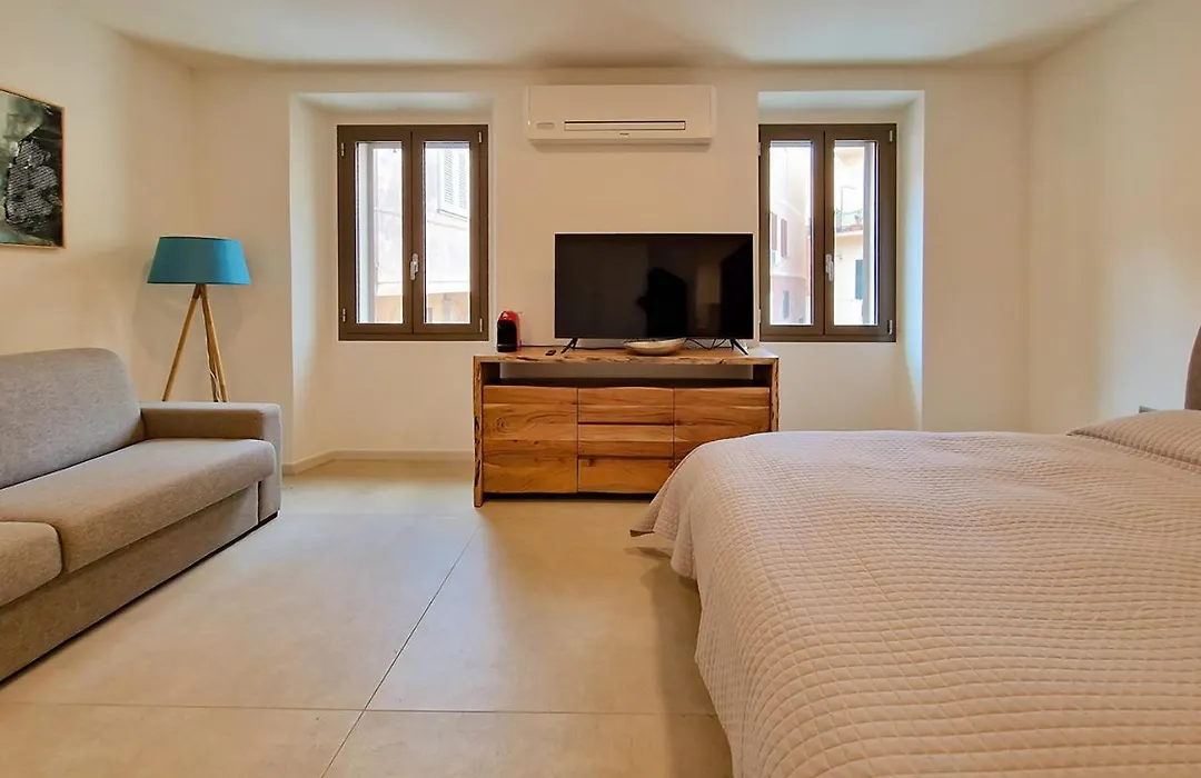 Murphy Holiday Home - Camera Matrimoniale Angioy-1