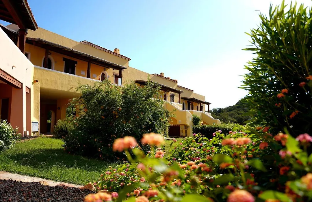 Apartments Golfo Aranci-1